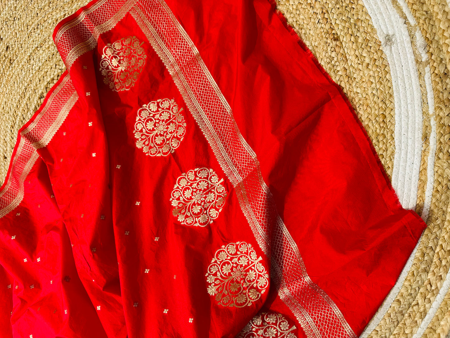 Katan Silk Banarasi Handloom Dupatta - Red