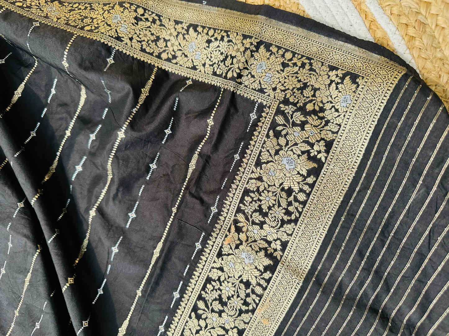 Katan Silk Banarasi Handloom Dupatta - Black