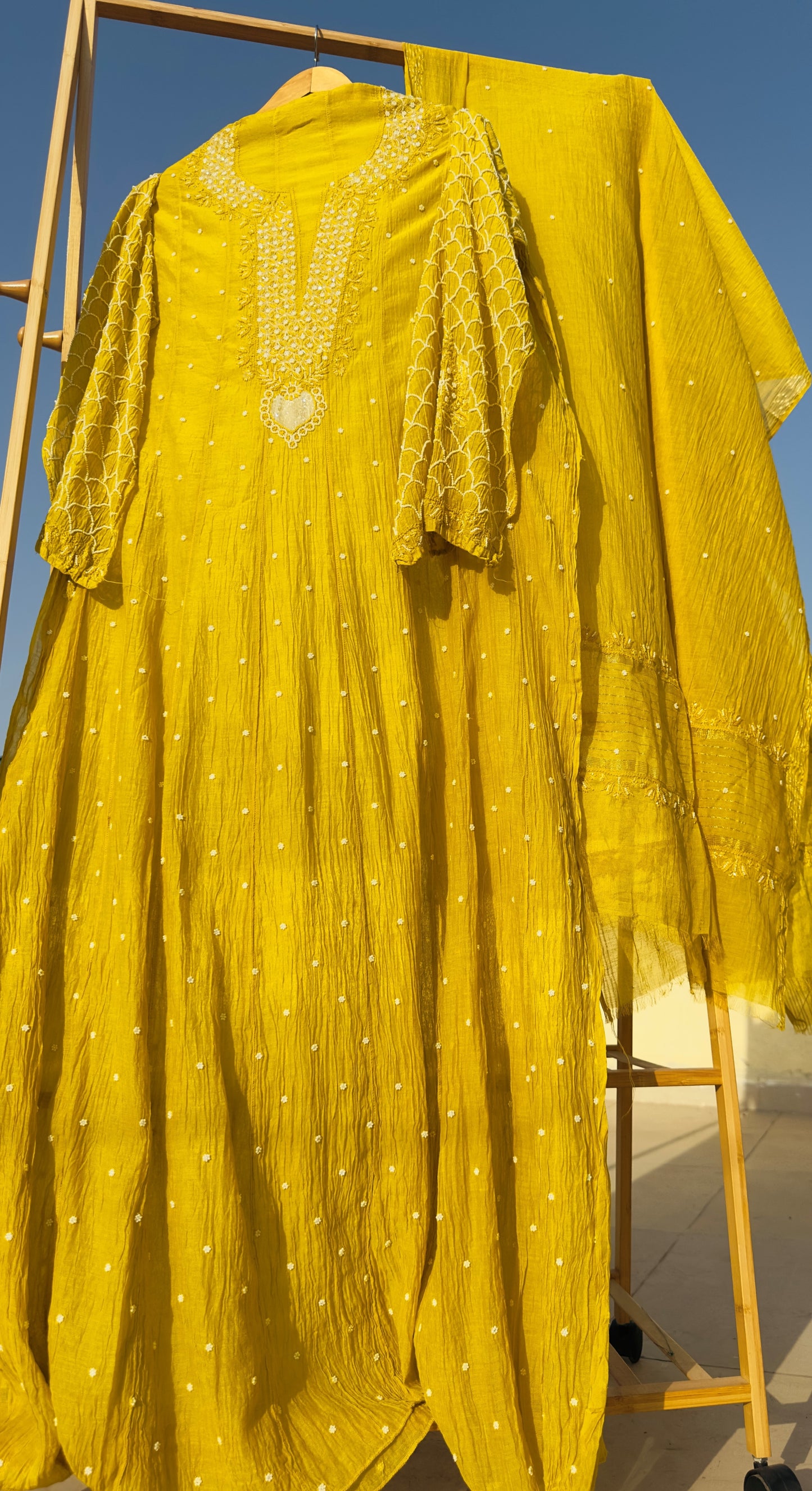 Naaz-e-Noor Anarkali