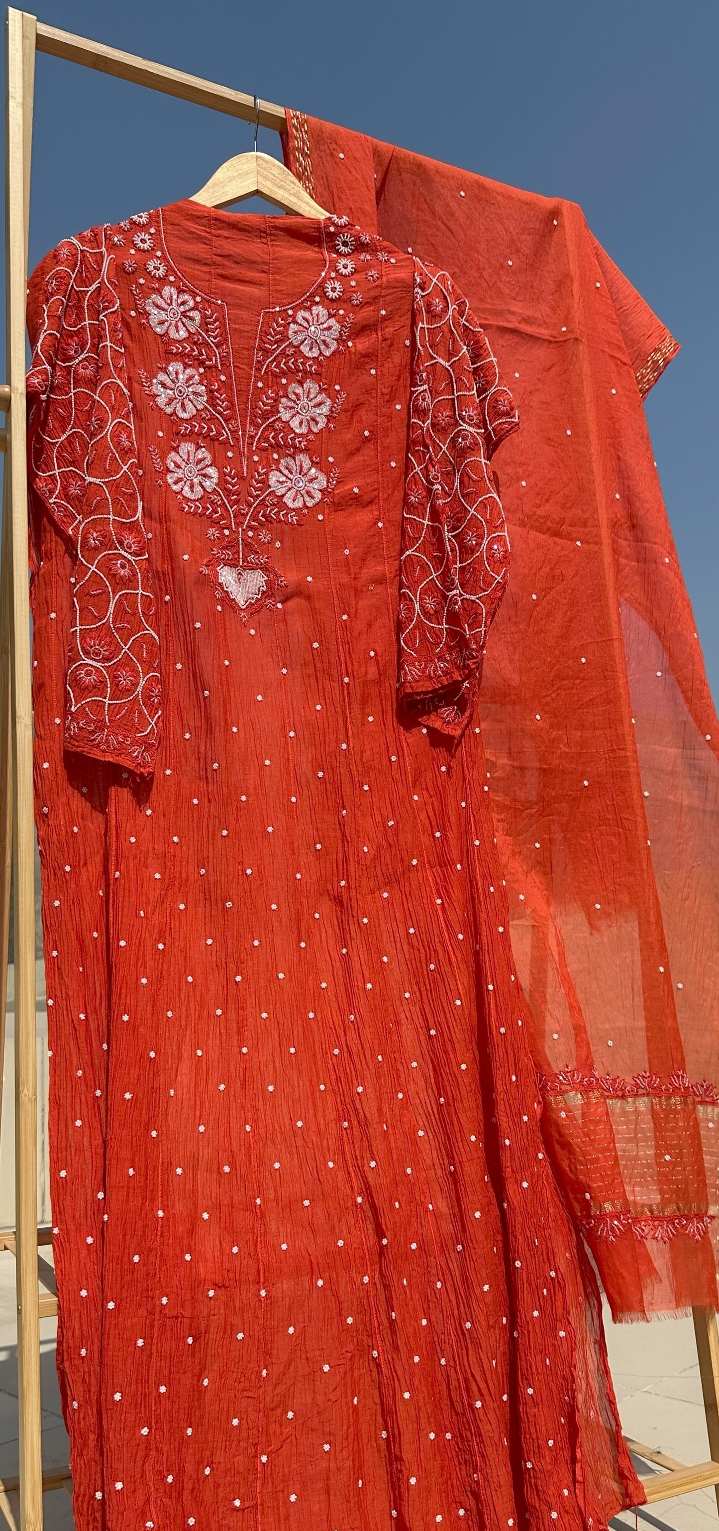 Naaz-e-Noor Anarkali