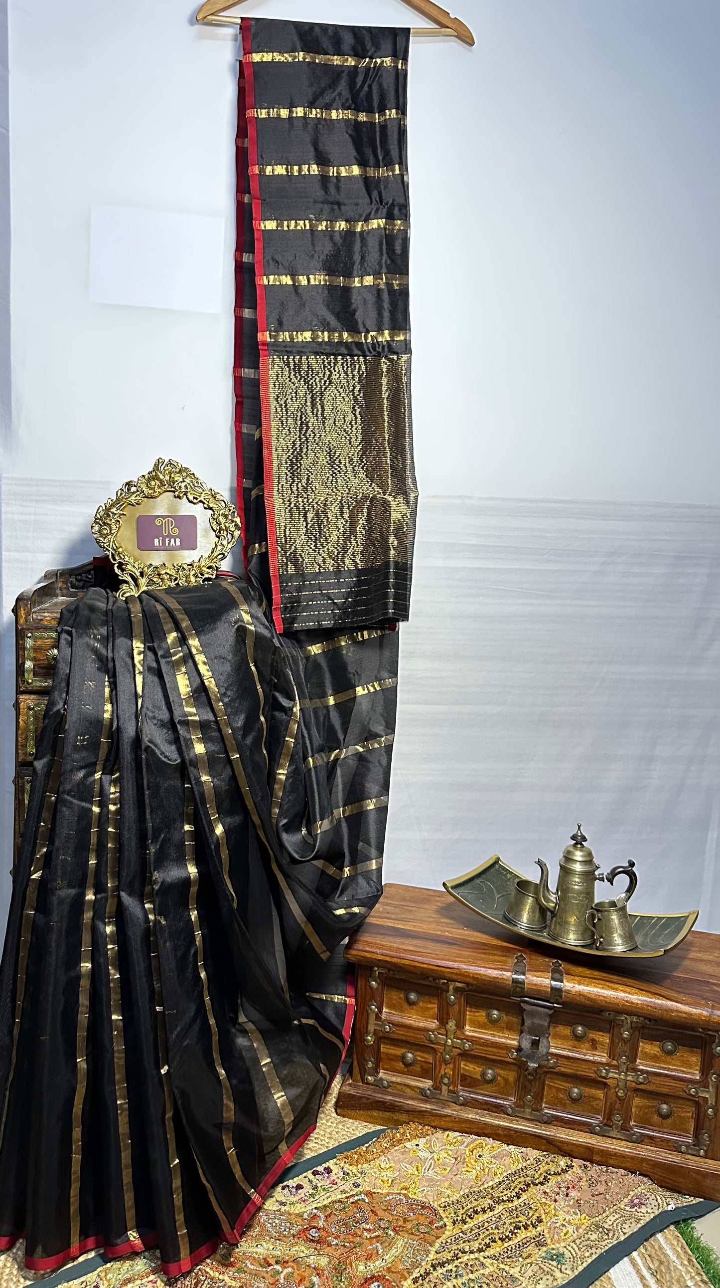 Jhalak-e-Mahal Pattu Chanderi