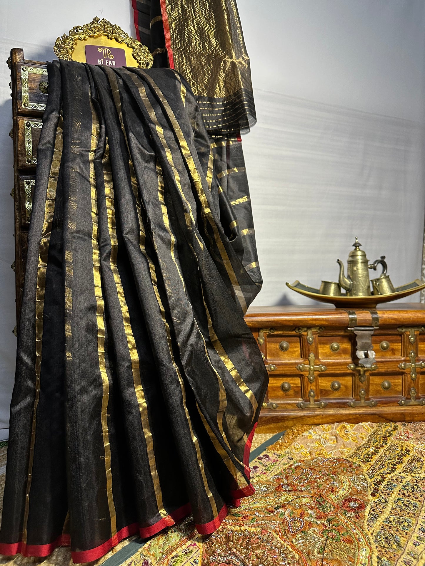 Jhalak-e-Mahal Pattu Chanderi