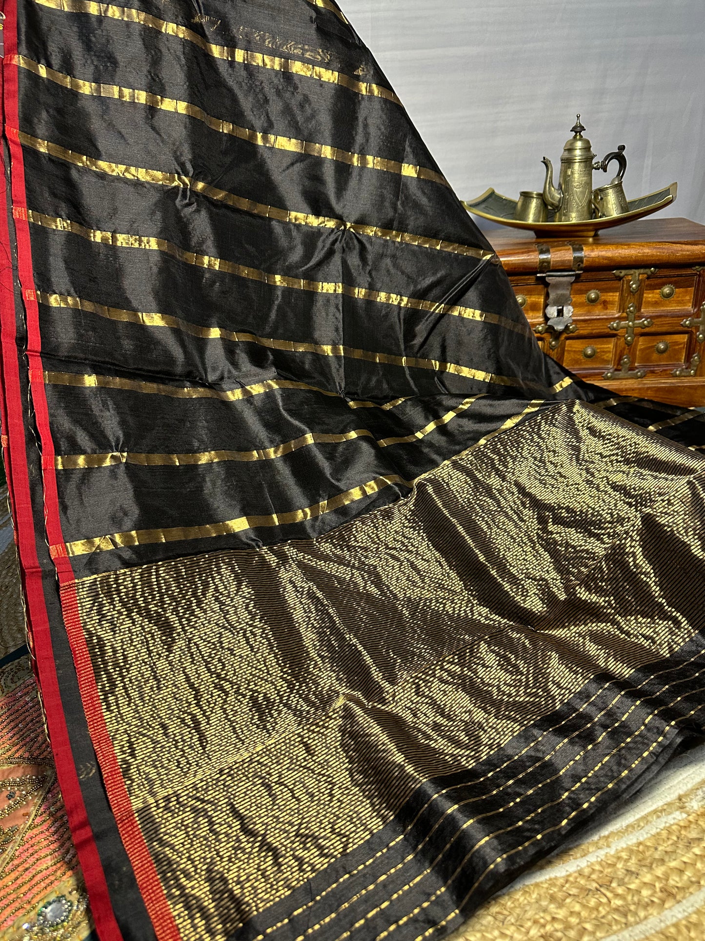 Jhalak-e-Mahal Pattu Chanderi